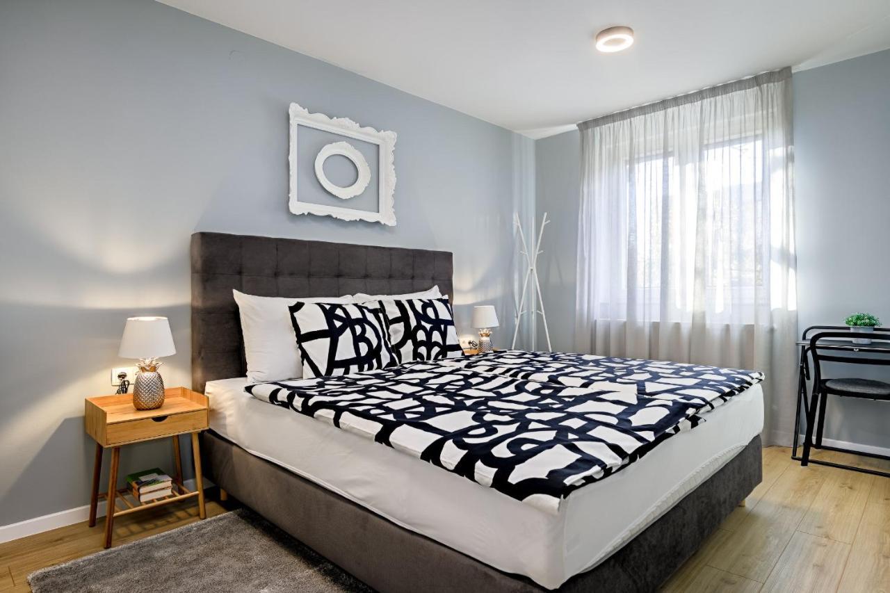 זאגרב Aurelia'S Charming Place With Garage Parking מראה חיצוני תמונה