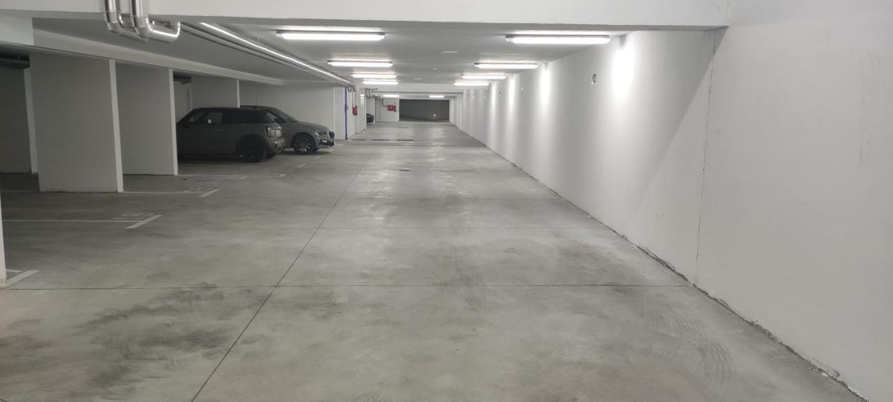 זאגרב Aurelia'S Charming Place With Garage Parking מראה חיצוני תמונה